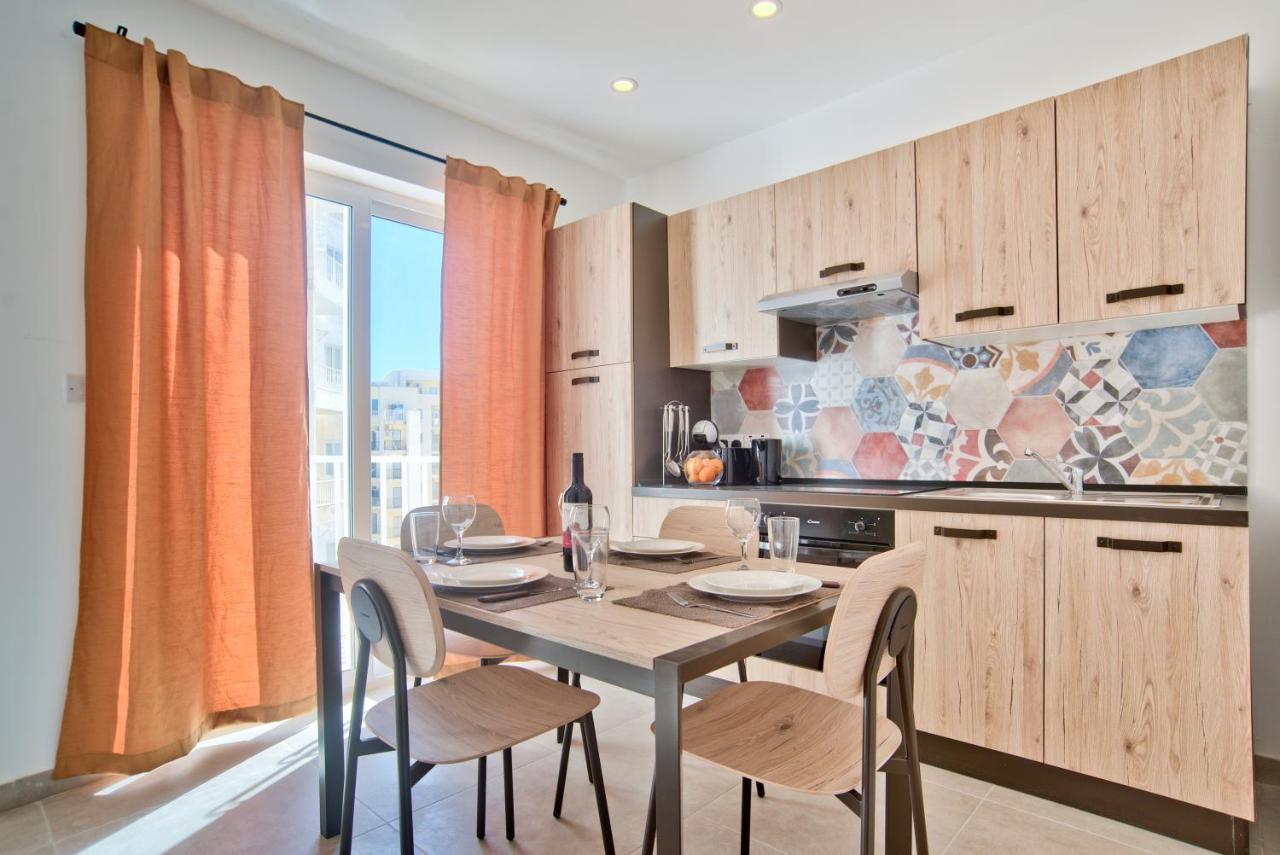 Sliema 2-Bedroom Central Apartments And Penthouse With Jacuzzi Zewnętrze zdjęcie